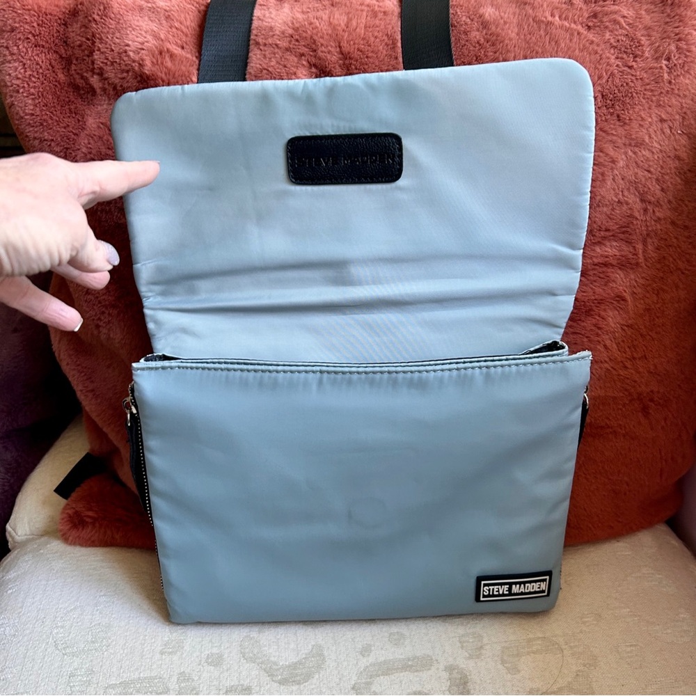 Steve Madden Light Blue Quilted Nylon Crossbody Bag - Picture 8 of 10